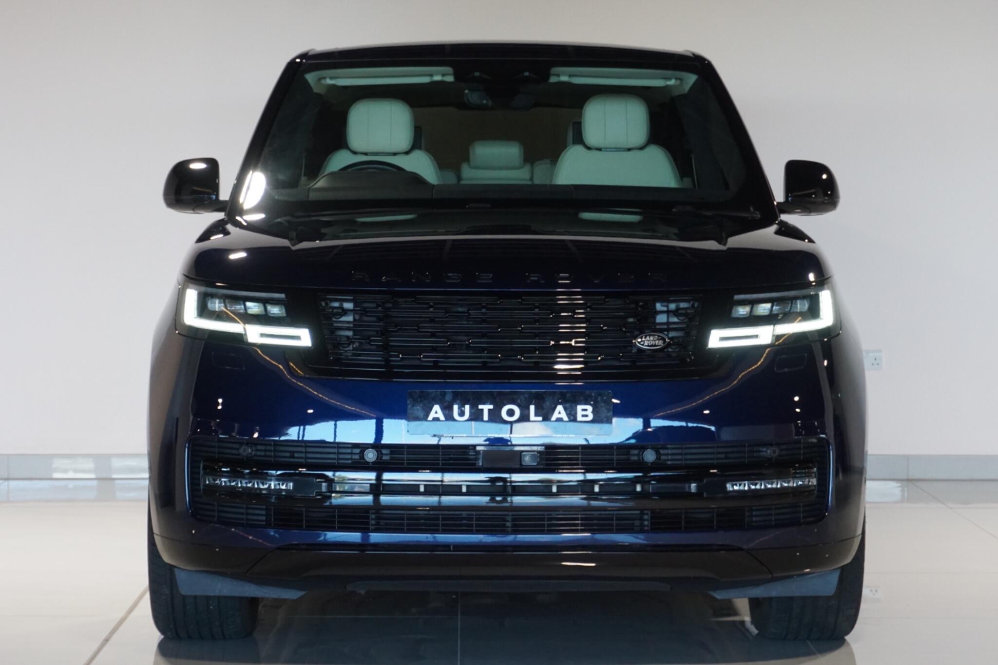 Land Rover Range Rover 3.0 D300 MHEV SE SUV 5dr Diesel Auto 4WD Euro 6 (s/s) (300 ps)